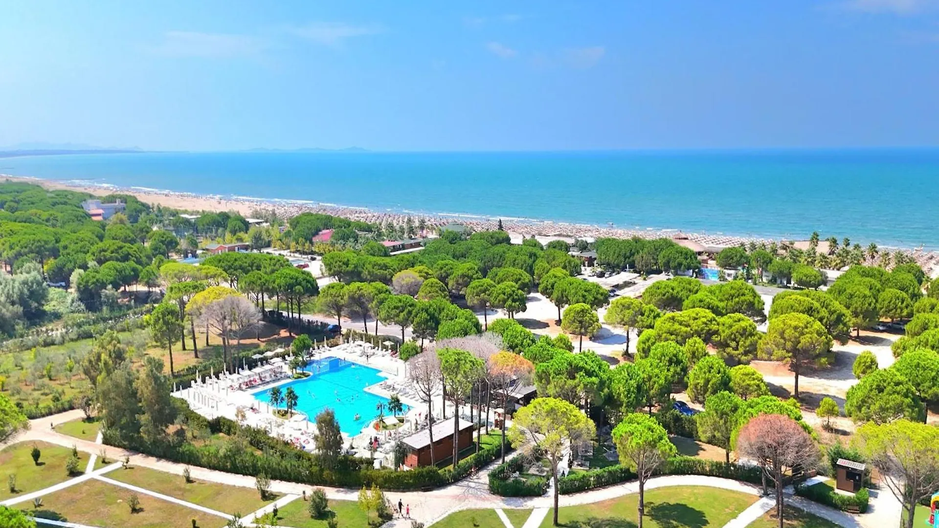 Апартаменты Elegant Penthouse With Huge Terrace Plazhi San Pietro Албания